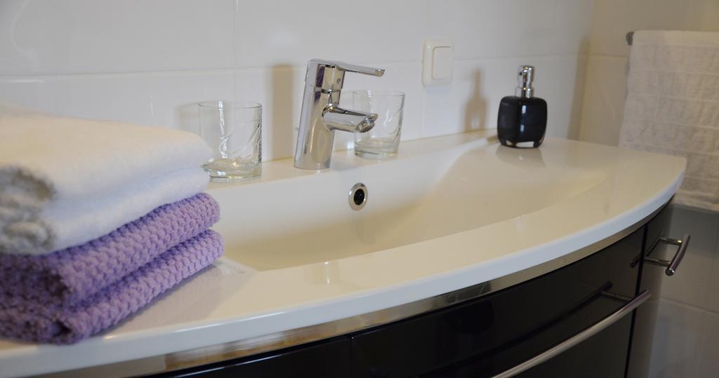 Apartment Mit Grossem Balkon Грац Екстериор снимка