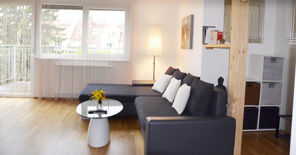 Apartment Mit Grossem Balkon Грац Екстериор снимка